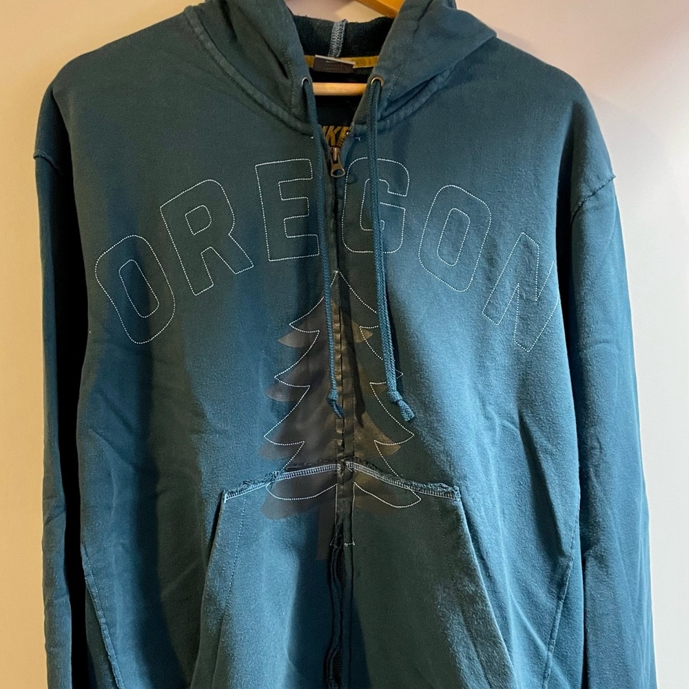 Nike Oregon Rare Vintage Hoodie Sz. XL pre-owned ( used once )